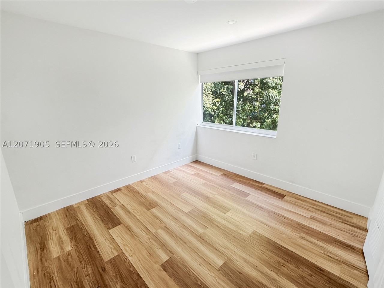 8035 Lake Dr #205 - Photo 6 of 11