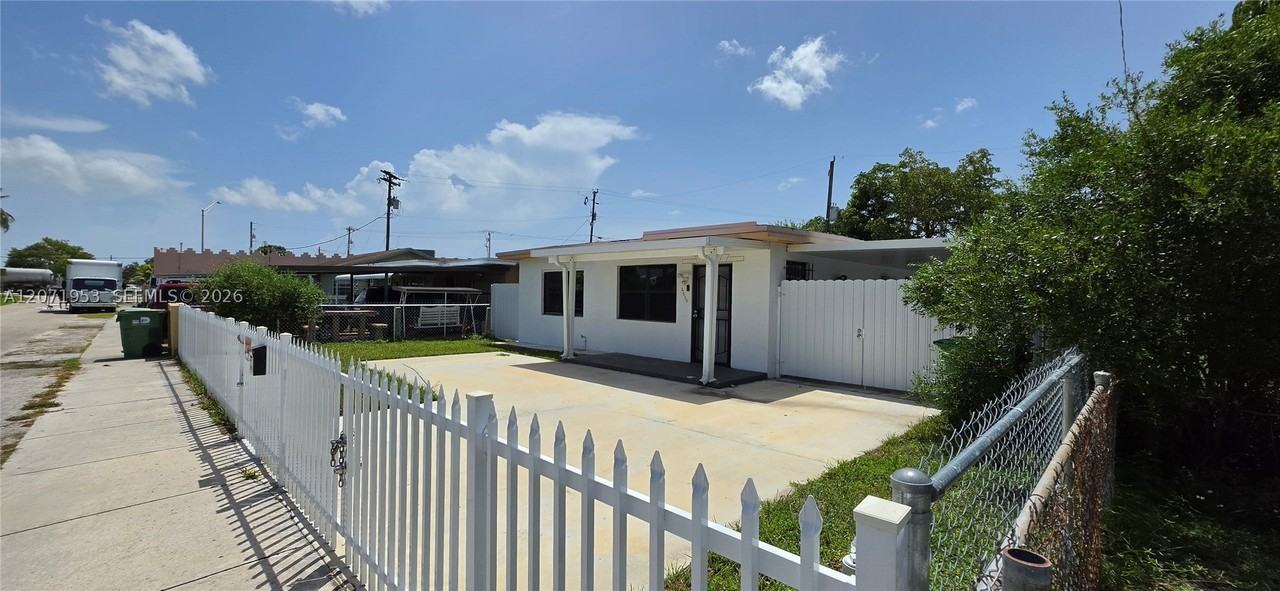 2230 Service Rd - Photo 3 of 41
