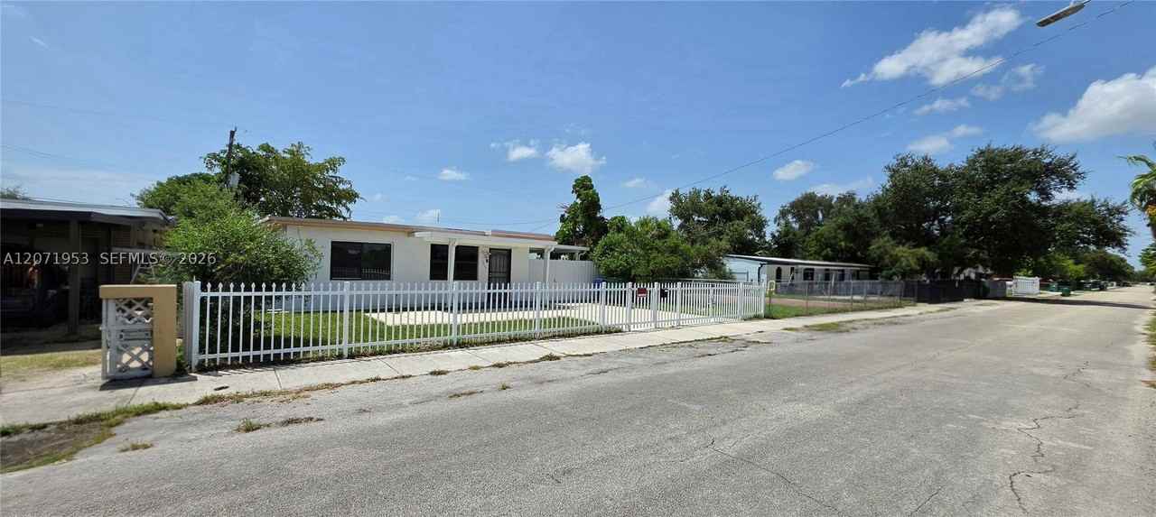 2230 Service Rd - Photo 4 of 41