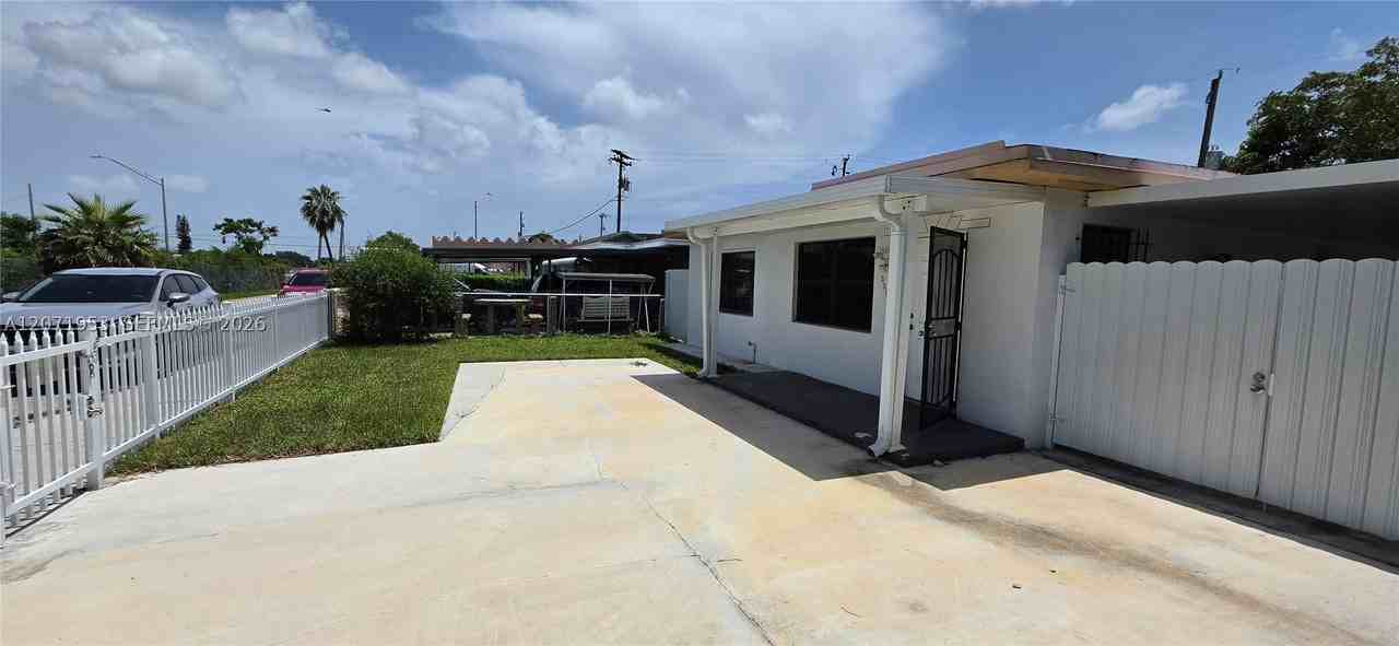 2230 Service Rd - Photo 5 of 41