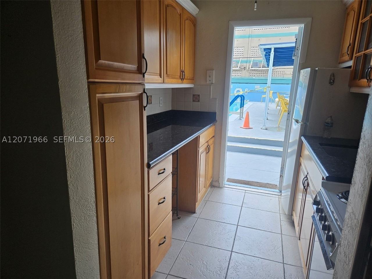 315 Van Buren St #107B - Photo 7 of 29