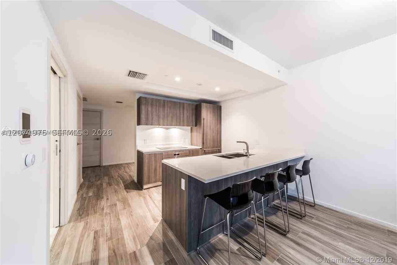 801 S Miami Ave #2707