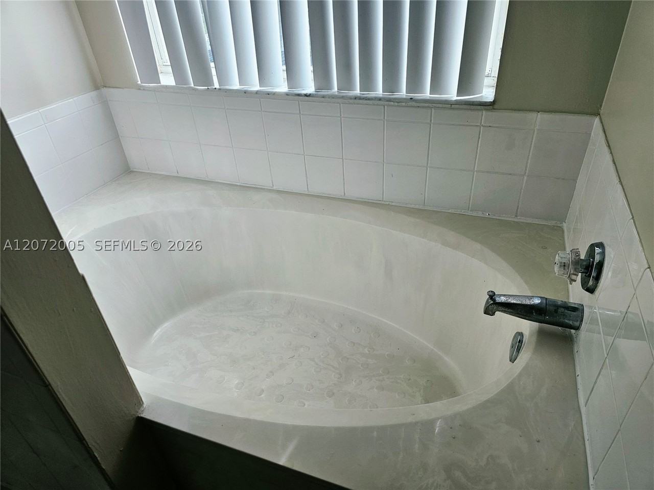3860 Tree Tops Rd - Photo 7 of 29