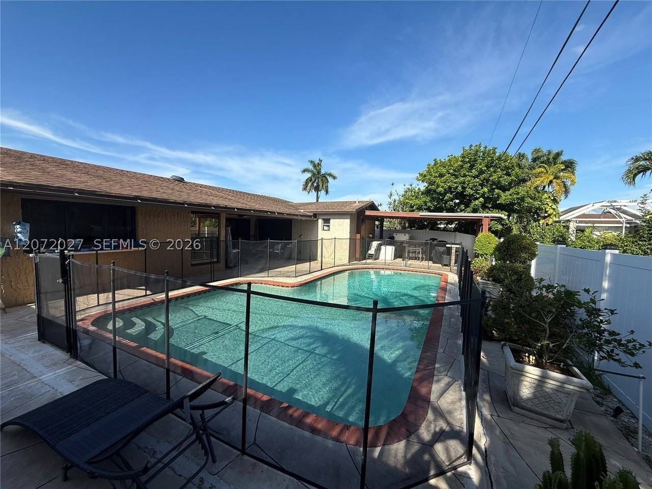 11450 Nw 30th Pl - Photo 4 of 15