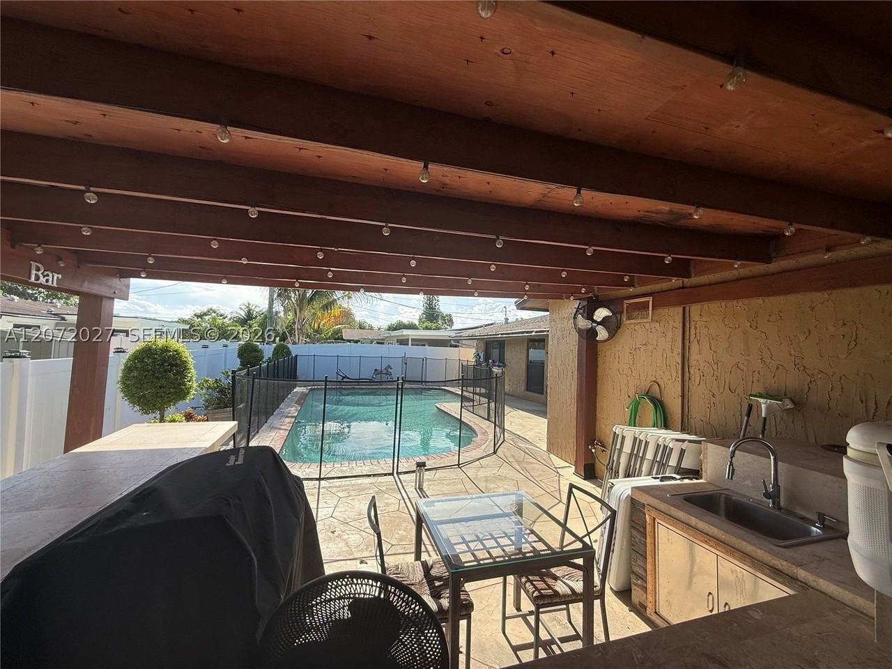 11450 Nw 30th Pl - Photo 5 of 15