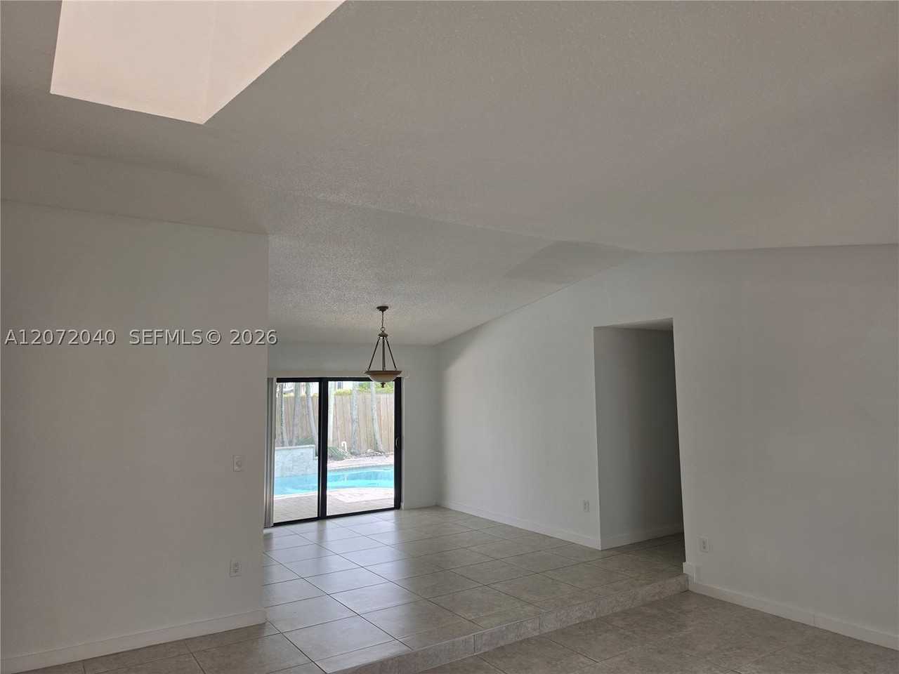 11956 Sw 97th St - Photo 3 of 5