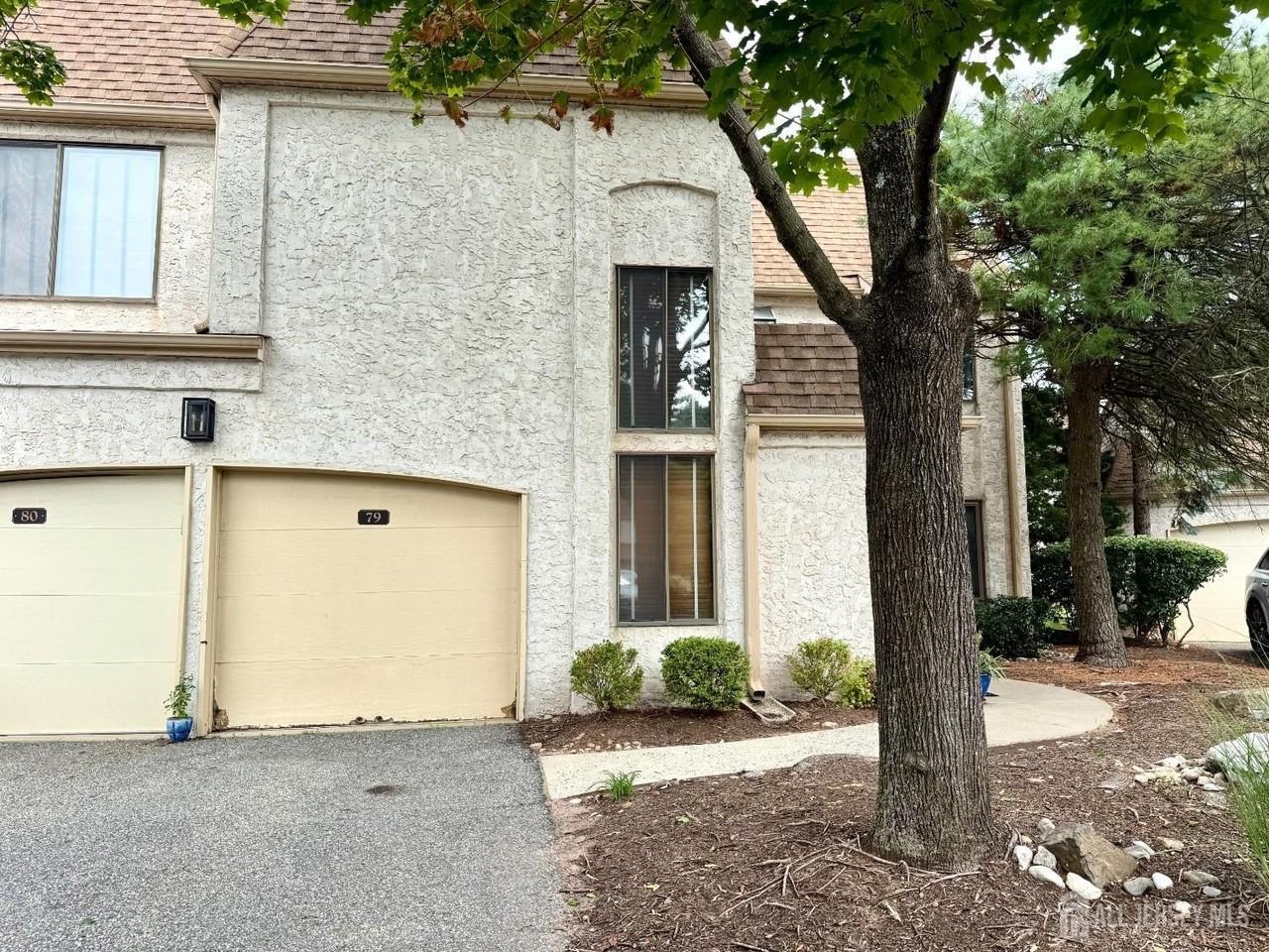 79 Park Gate Dr