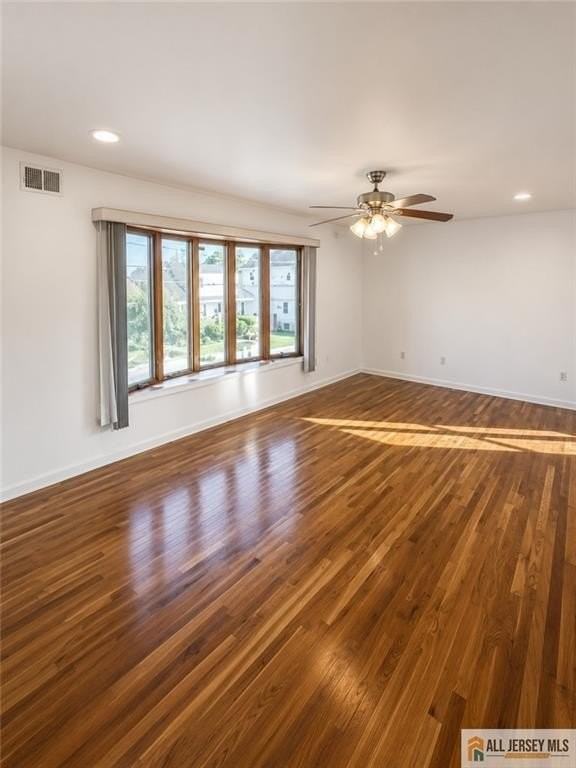 217 Van Buren St - Photo 4 of 18