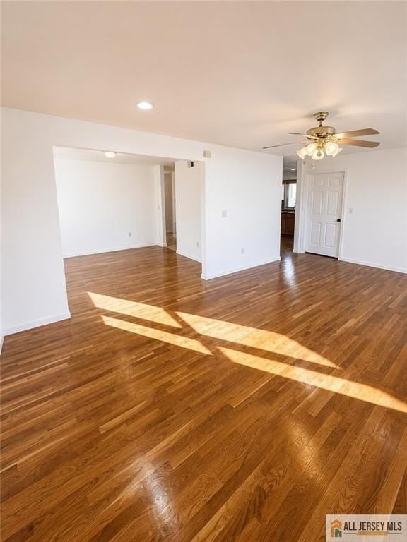 217 Van Buren St - Photo 6 of 18