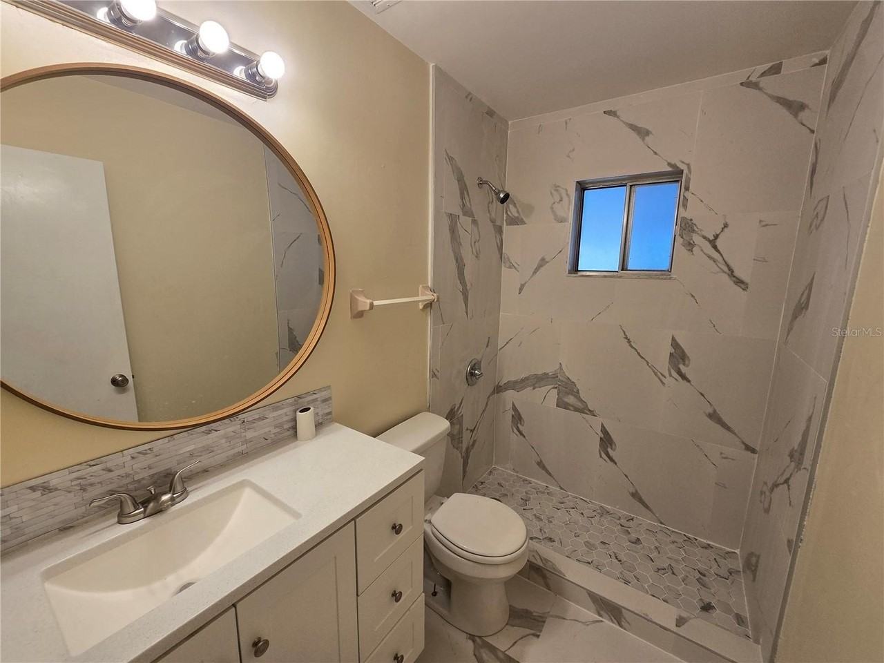 7523 Mayland St - Photo 6 of 17