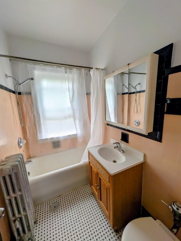 6701 N Greenview Ave - Photo 6 of 10