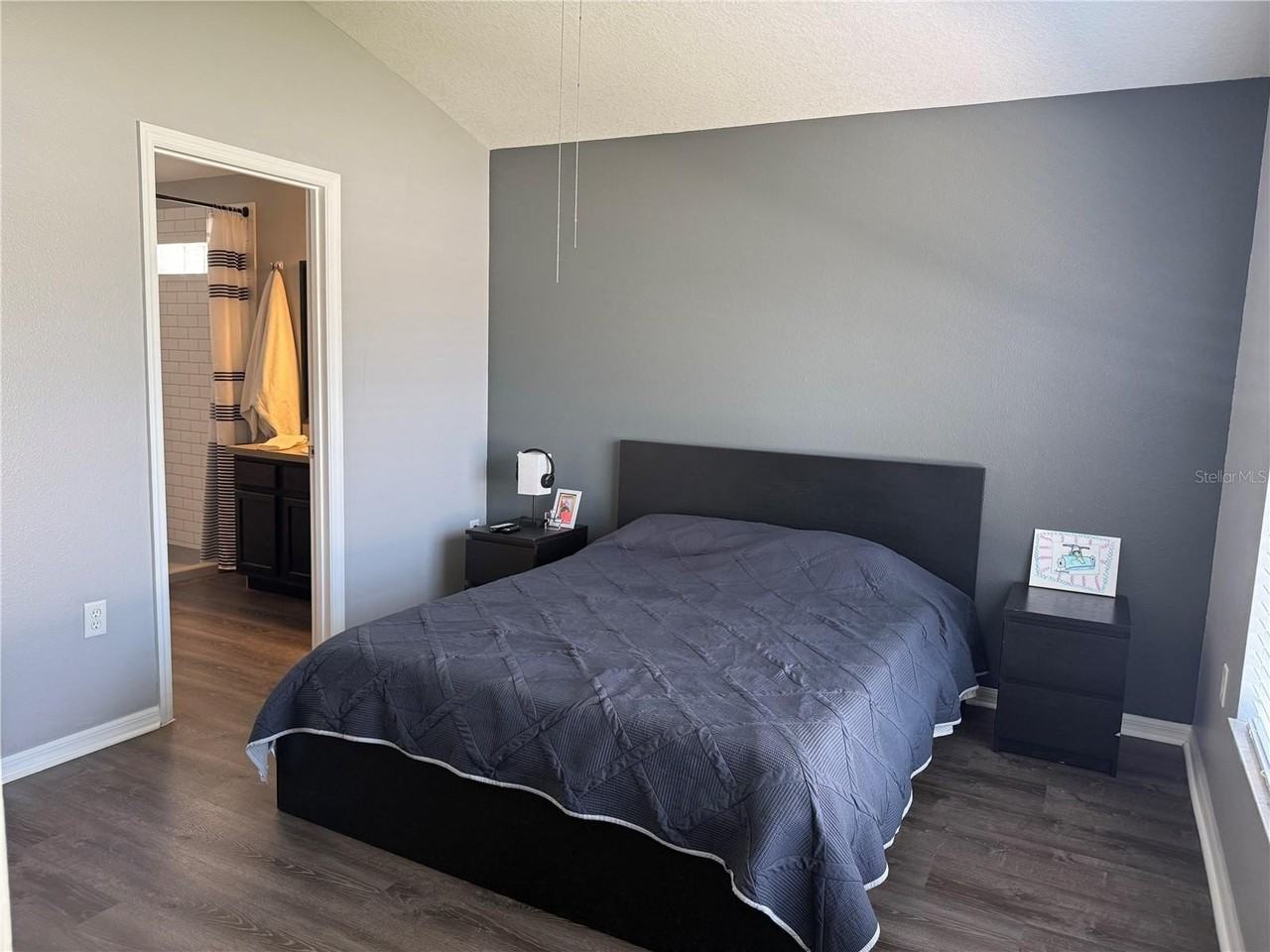 16212 Coopers Hawk Ave - Photo 7 of 15