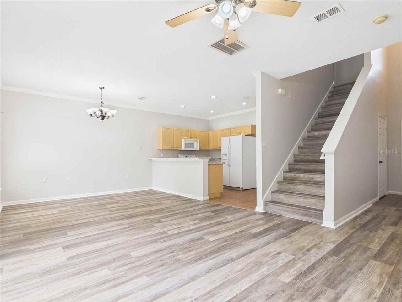 16310 Fairford Palms Ct - Photo 5 of 49