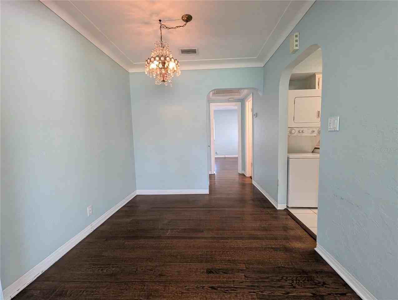 208 12th Ave N - Photo 7 of 26