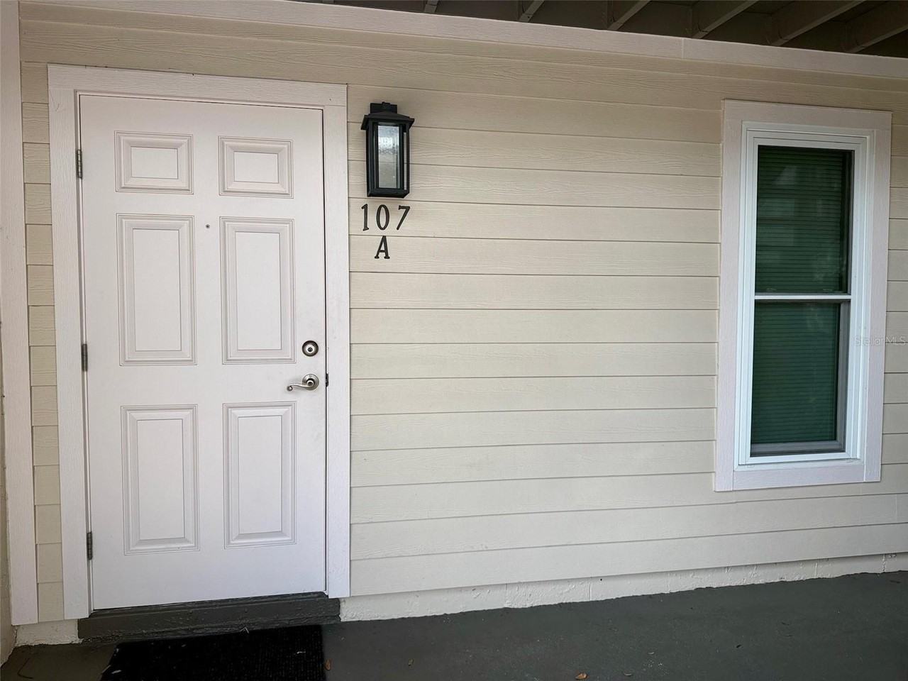 527 S Lincoln Ave #A107 - Photo 2 of 11