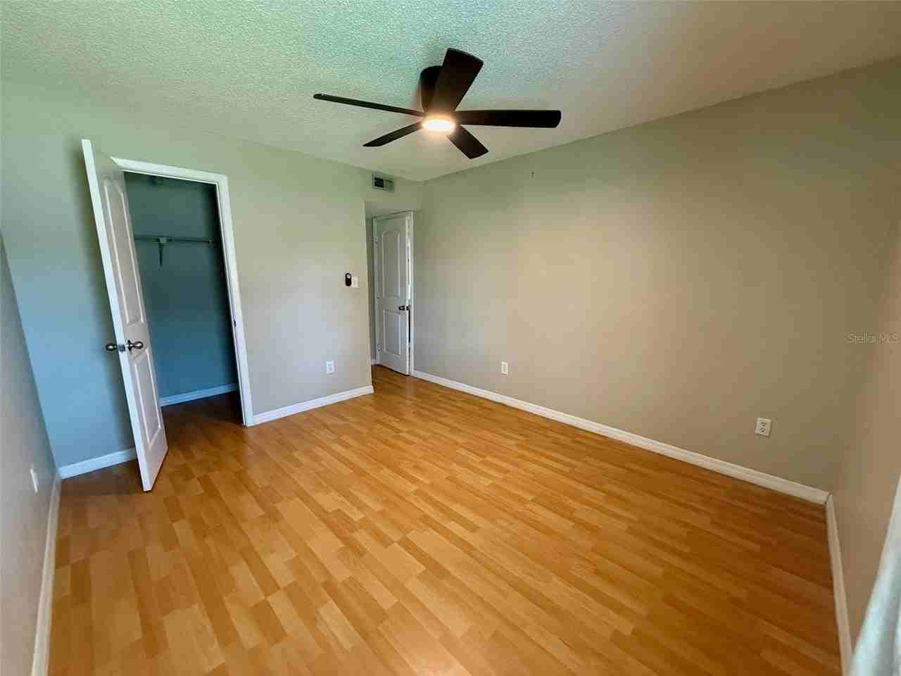 527 S Lincoln Ave #A107 - Photo 7 of 11