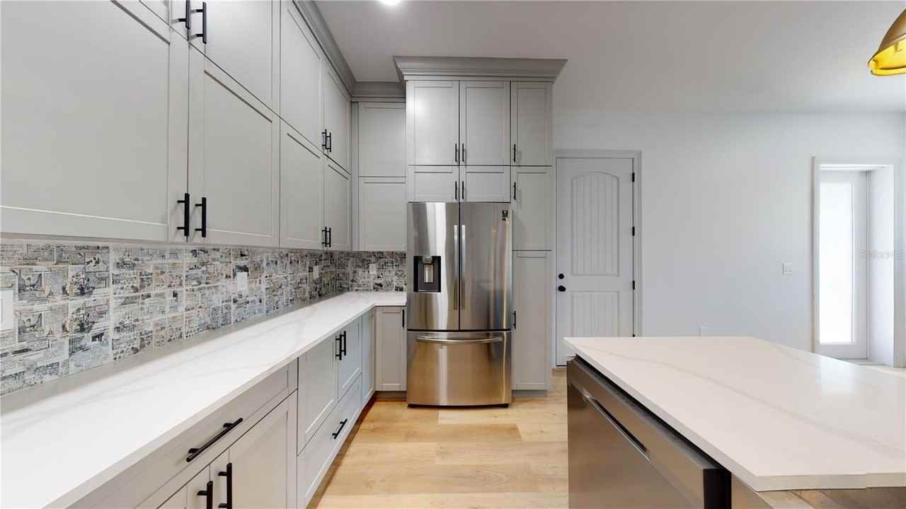 1246 Bass Blvd #A - Photo 6 of 47