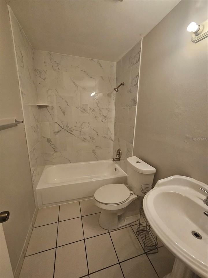 7605 Pasa Dobles Ct - Photo 6 of 14