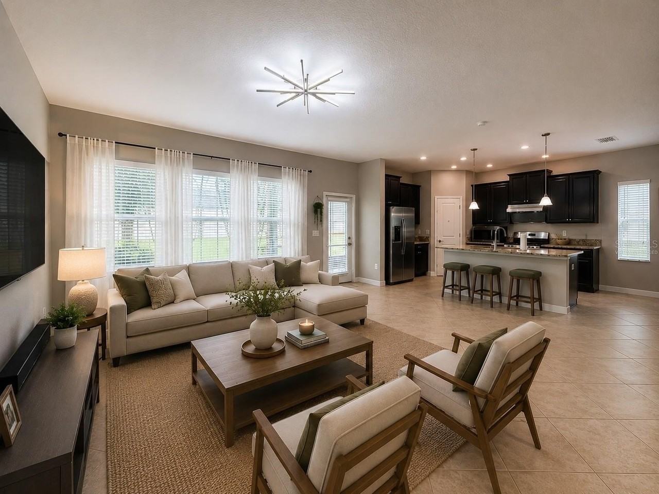 921 Terra Vista St - Photo 5 of 19