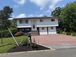 featured image of 82 Schenectady Ave