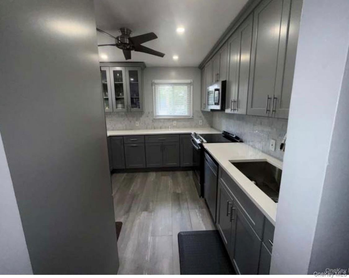 82 Schenectady Ave - Photo 2 of 6