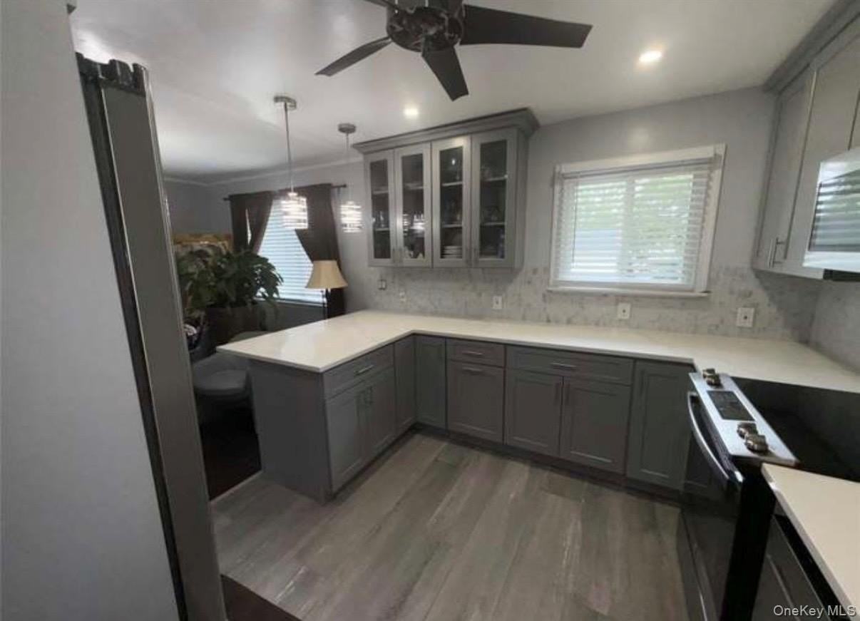 82 Schenectady Ave - Photo 3 of 6