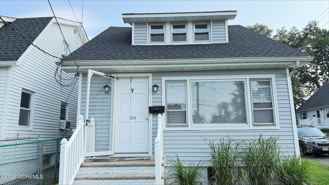 104 Burlington Ave - Photo 1 of 1