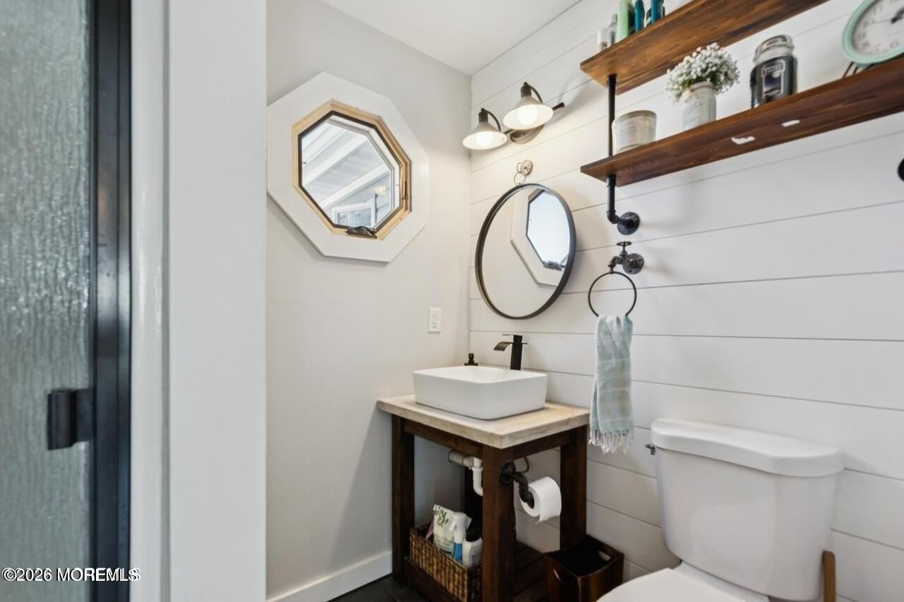 85 Coral Dr - Photo 4 of 22