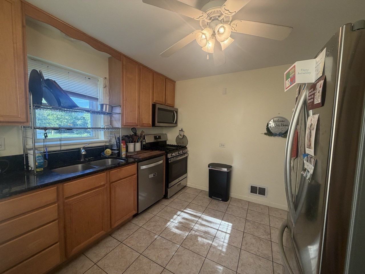 5120 Sherwin Ave - Photo 4 of 8