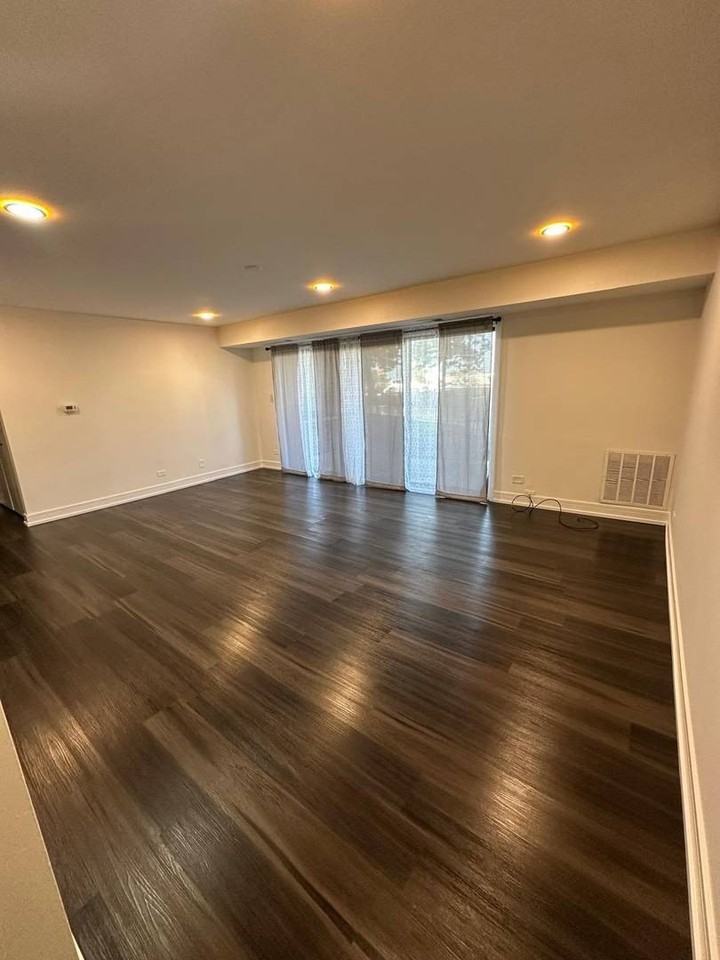 1100 E Randville Dr #110 - Photo 2 of 17