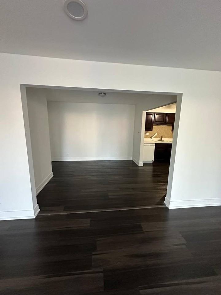 1100 E Randville Dr #110 - Photo 4 of 17