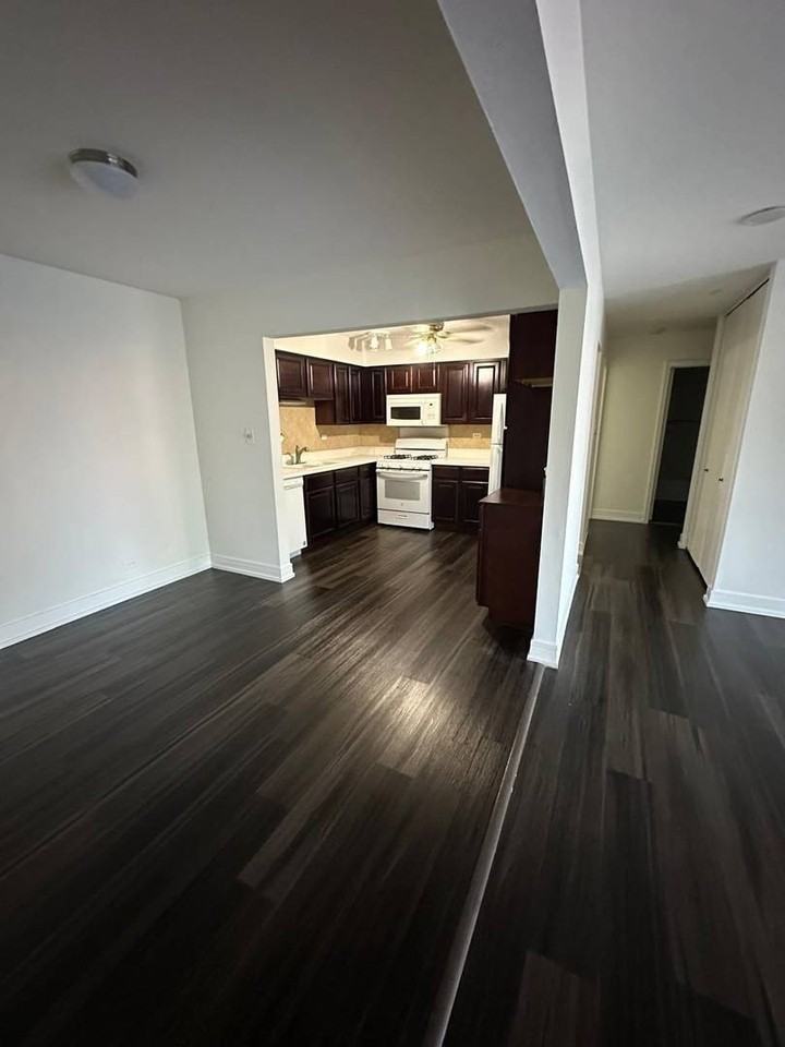 1100 E Randville Dr #110 - Photo 7 of 17