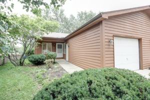 featured image of 1324 Post Oak Ct