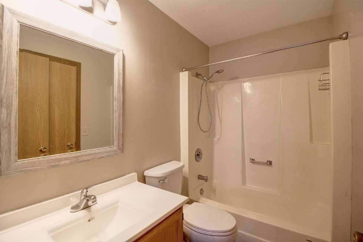 1324 Post Oak Ct - Photo 7 of 13