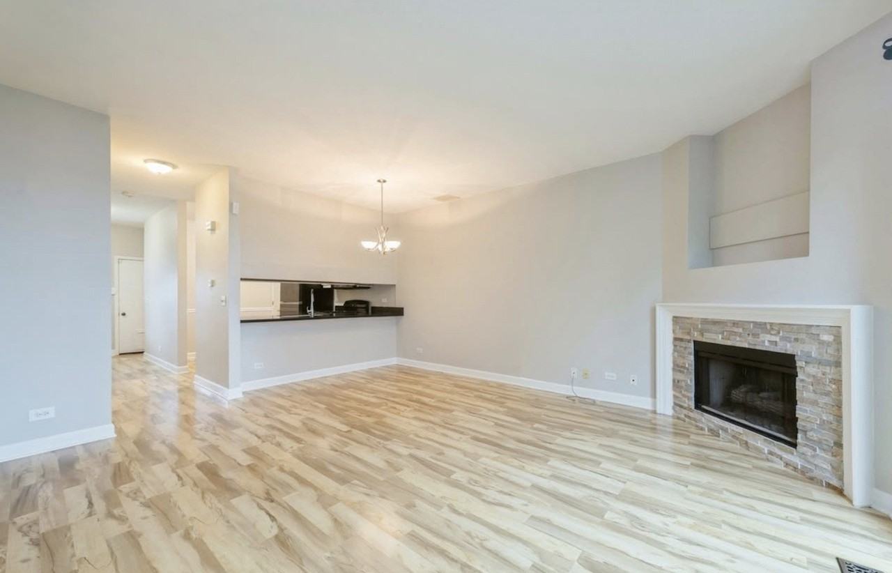 533 Woodhaven Dr #533 - Photo 5 of 10