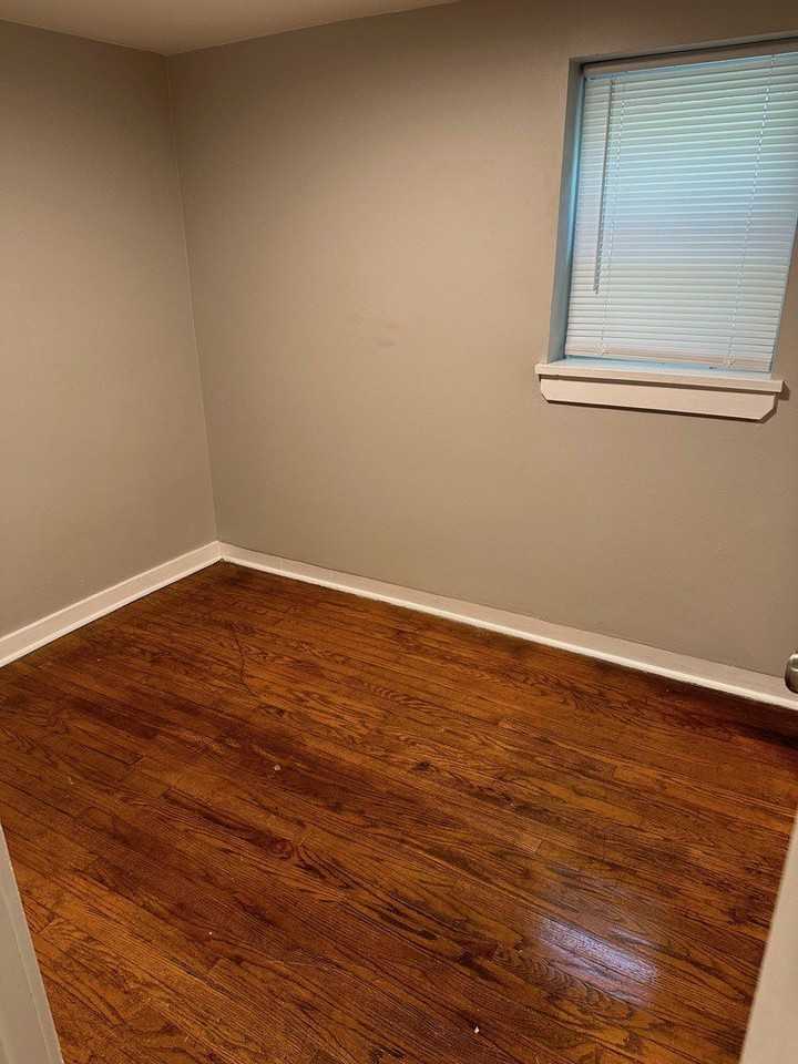 2839 N Southport Ave #G - Photo 7 of 9