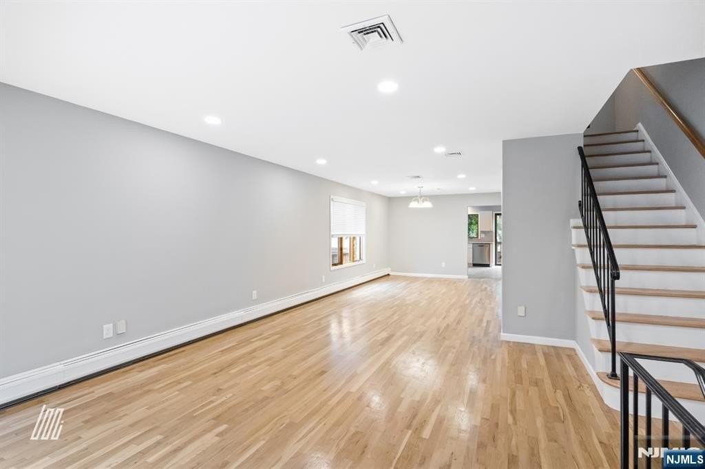 213 5th St #A - Photo 4 of 24