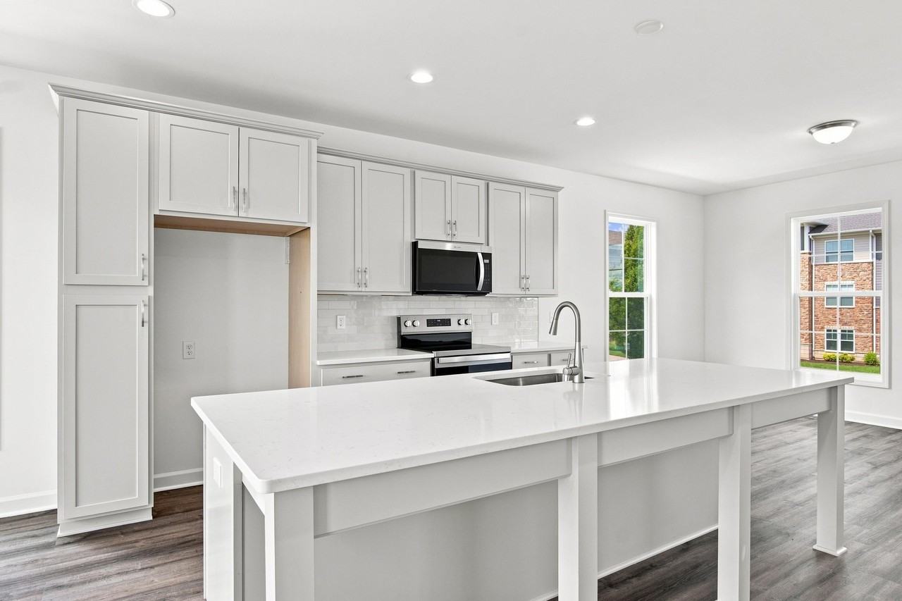 325 Quin W Stuart Blvd Nw - Photo 5 of 44