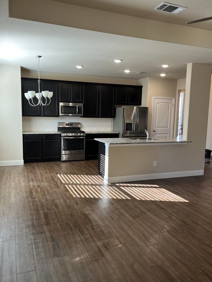 8 Pleasant Vly - Photo 6 of 26