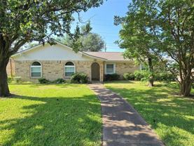 1000 Springdale Rd - Photo 1 of 1