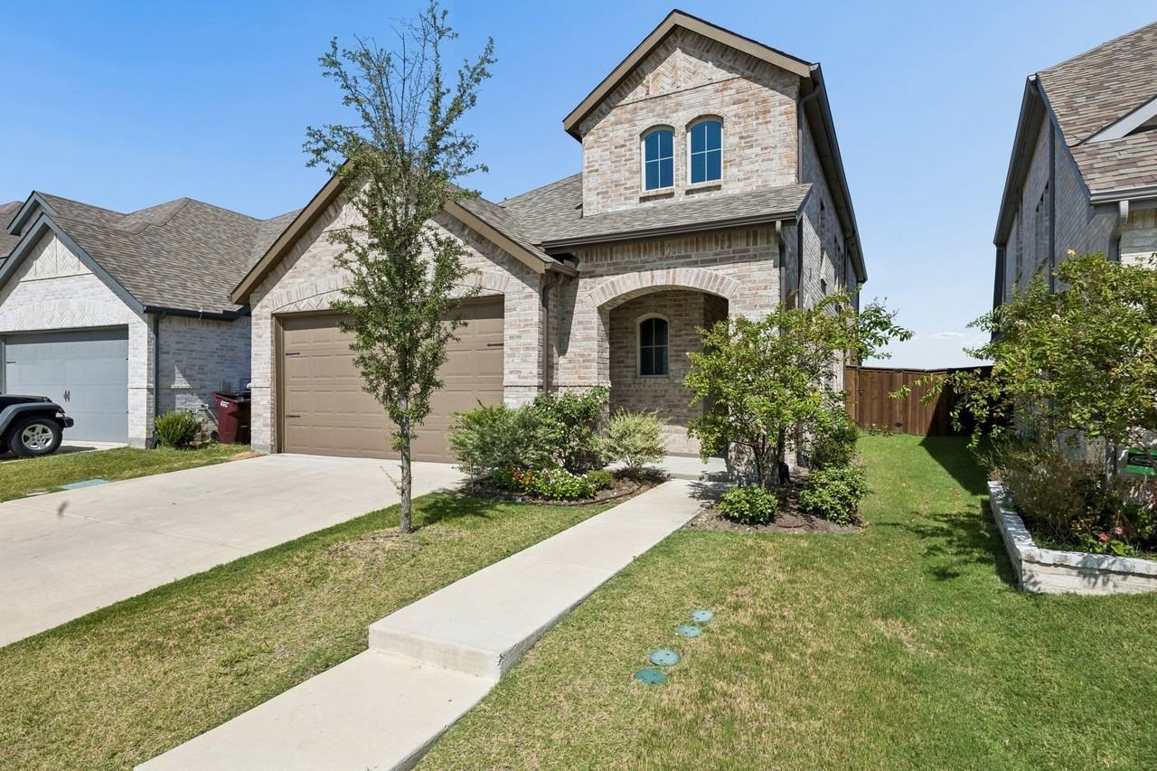 2321 Green River Rd - Photo 2 of 29
