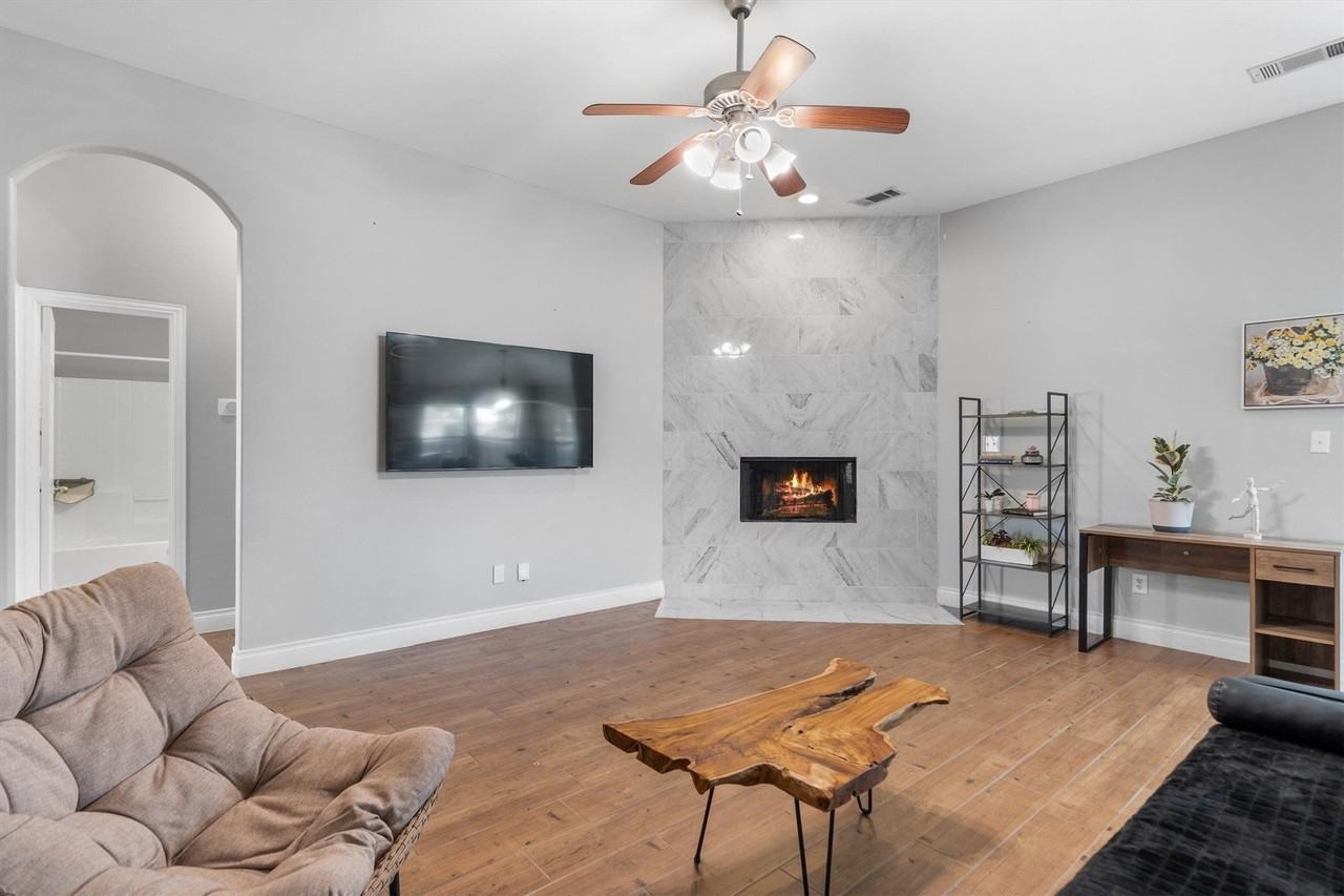 144 Price Cir - Photo 5 of 36