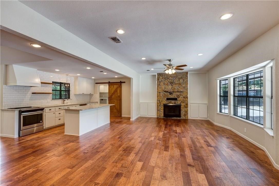 524 Sanders Rd - Photo 5 of 25