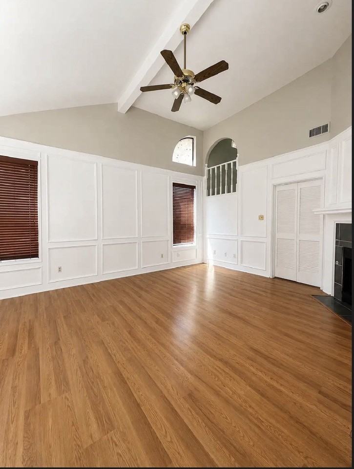 2401 Autumndale Dr - Photo 3 of 18