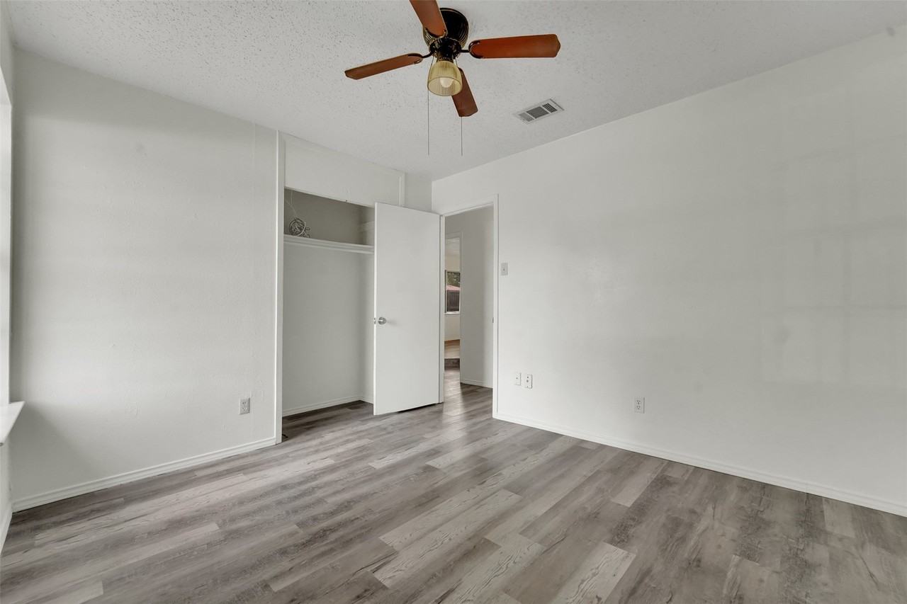 2135 Wheaton Dr - Photo 7 of 25