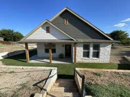 featured image of 12604 Plassmeyer Ct
