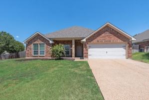 featured image of 112 Singletree Ln