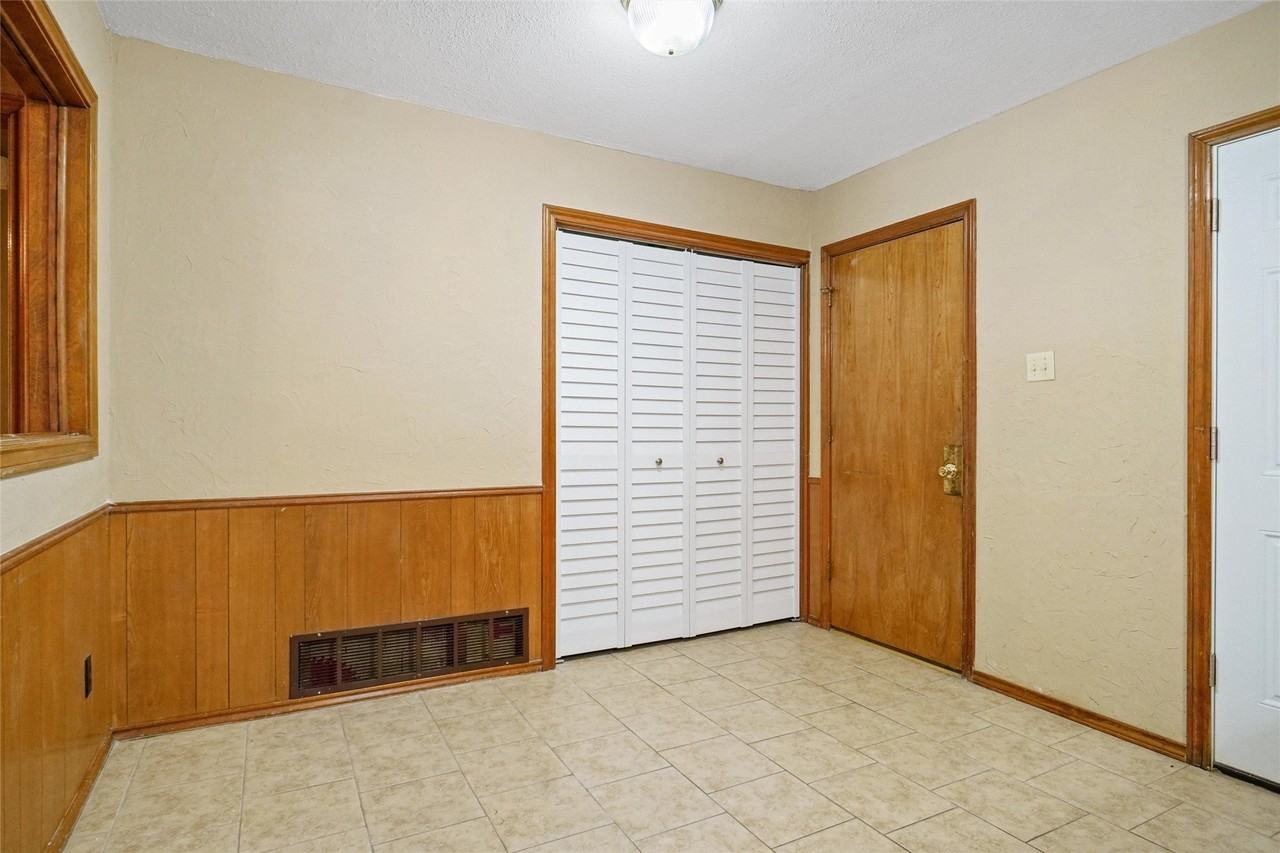 1909 Camellia St - Photo 6 of 17