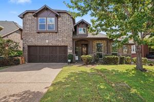 featured image of 2412 Lynbridge Dr