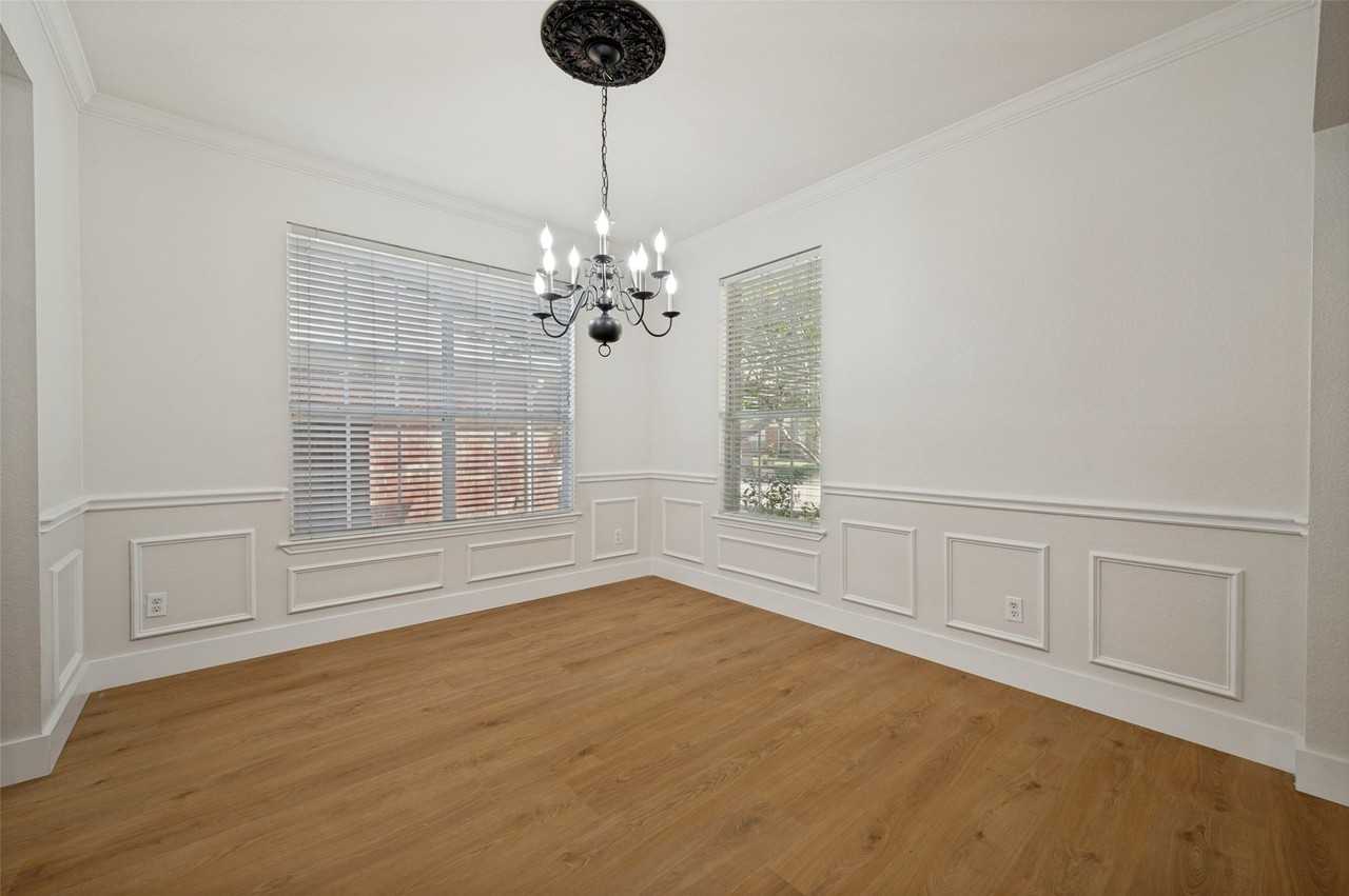 7140 Bryce Canyon Dr - Photo 4 of 26